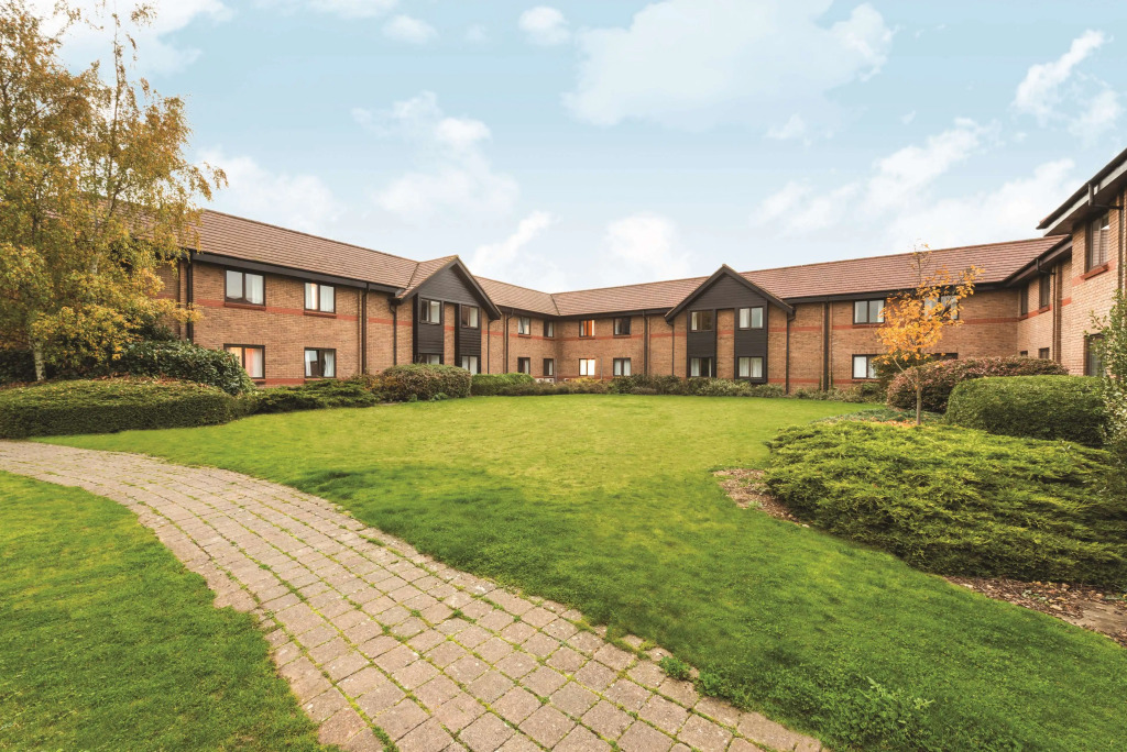 Ramada Cambridge