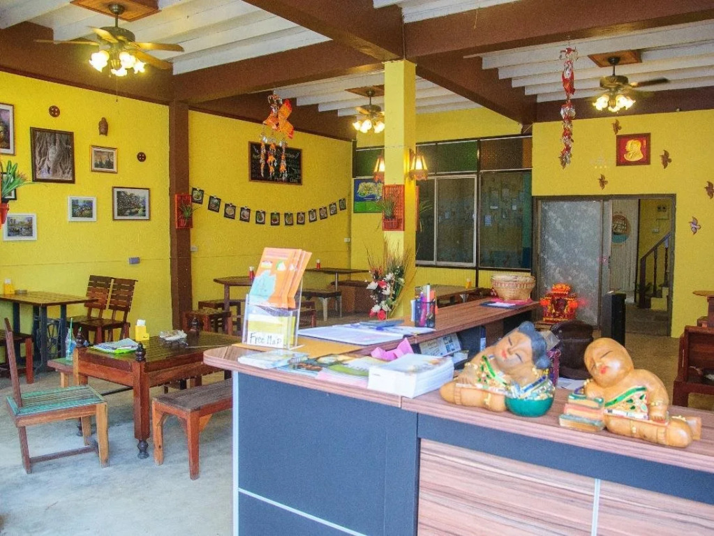December House(ดีเซมเบอร์ เฮาส์)