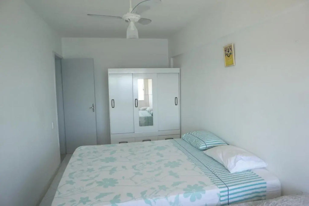 One-bedroom Apartment with Sea view and View to Farol da Barra Praiaville