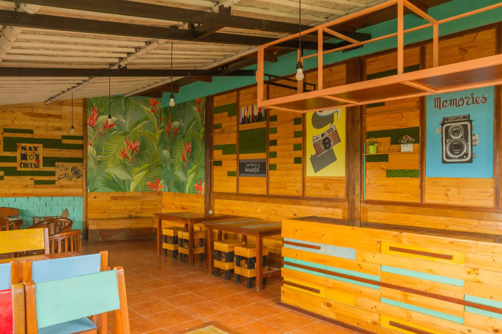 RedDoorz near Kampung Gajah 2