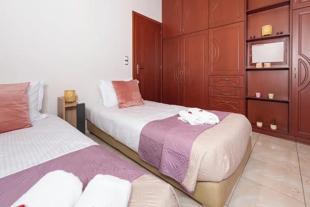 Lumina Apartment with Shared Pool