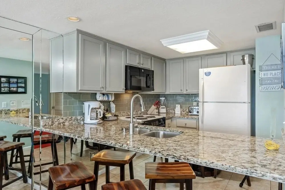 One Seagrove Place Unit 1507 2 Bedroom Condo by Redawning