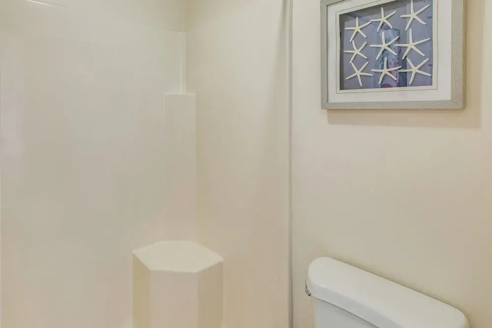 NMB Condo: Walk to the Beach or Use the Pool!