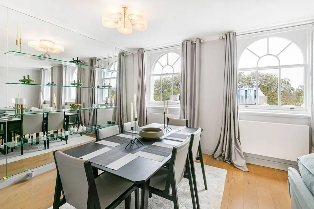 Knightsbridge Home Views Over Hyde Park