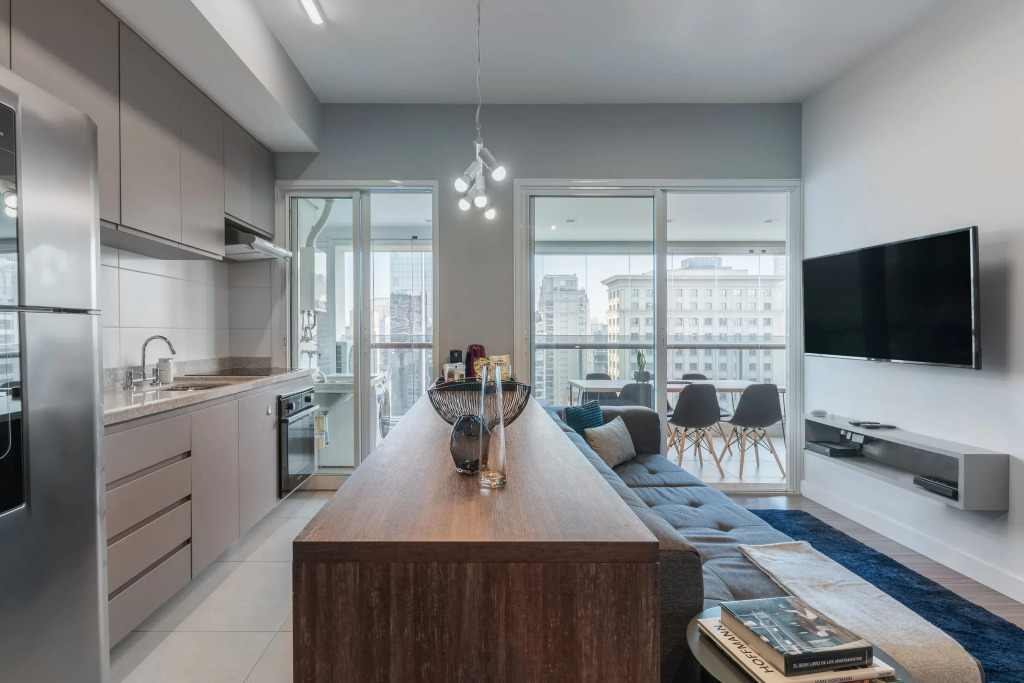 Apartamento luxuoso com vaga e ótima localização | Vila Olímpia