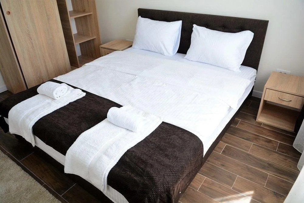 Hotel A-minis