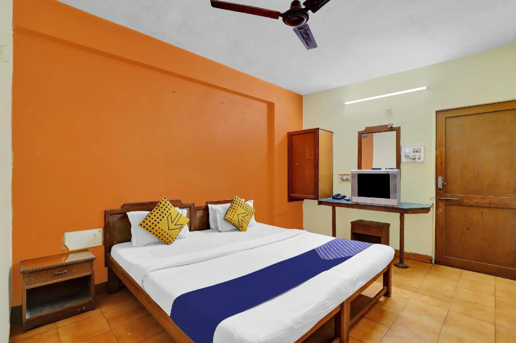 SPOT ON 82714 Hotel Krishna
