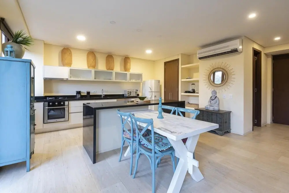 Beautifully Designed Duplex w Wifi Parque de Los Novios