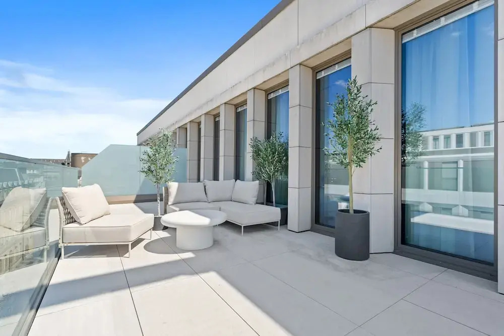 Voya Residence Zenit Royal - Luxury Apart Hotel Rooftop Views & Concierge