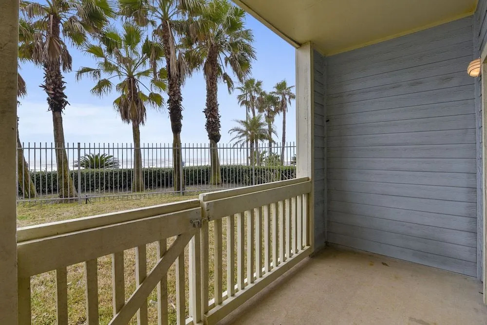 Dawn 217-dawn by the Sea 2 Bedrooms 2 Bathrooms Condo