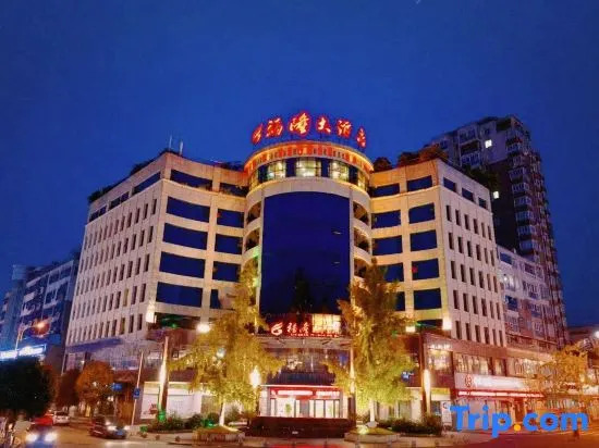 Fulong Hotel