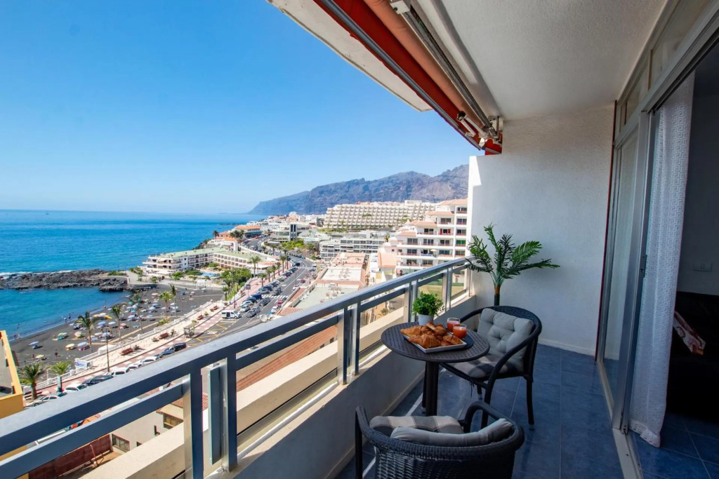 Dream View Apartment by DreamHomesTenerife