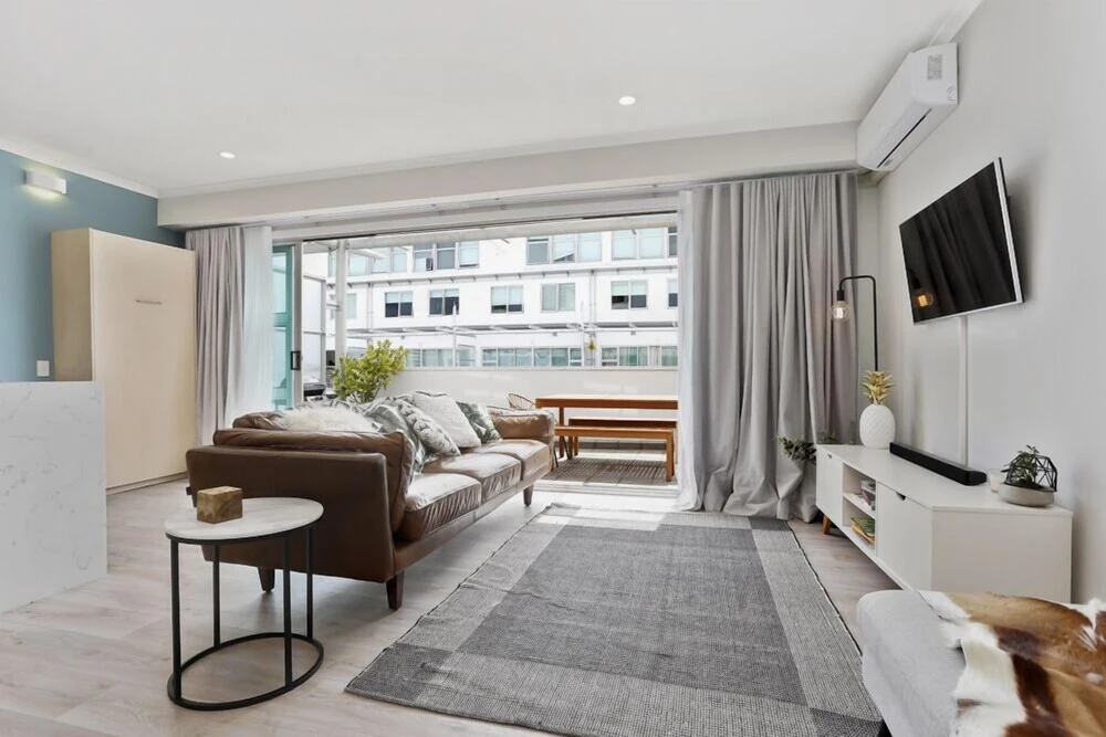 Zodiaks Princes Wharf 1 Bedroom Apartment