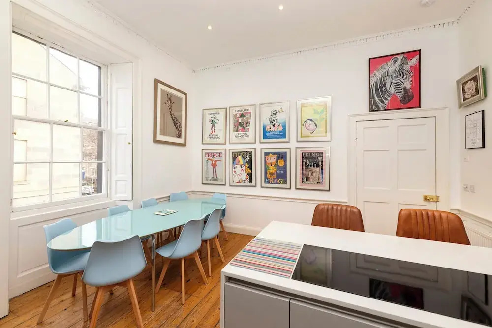 Luxury Family Flat in Edinburgh New Town