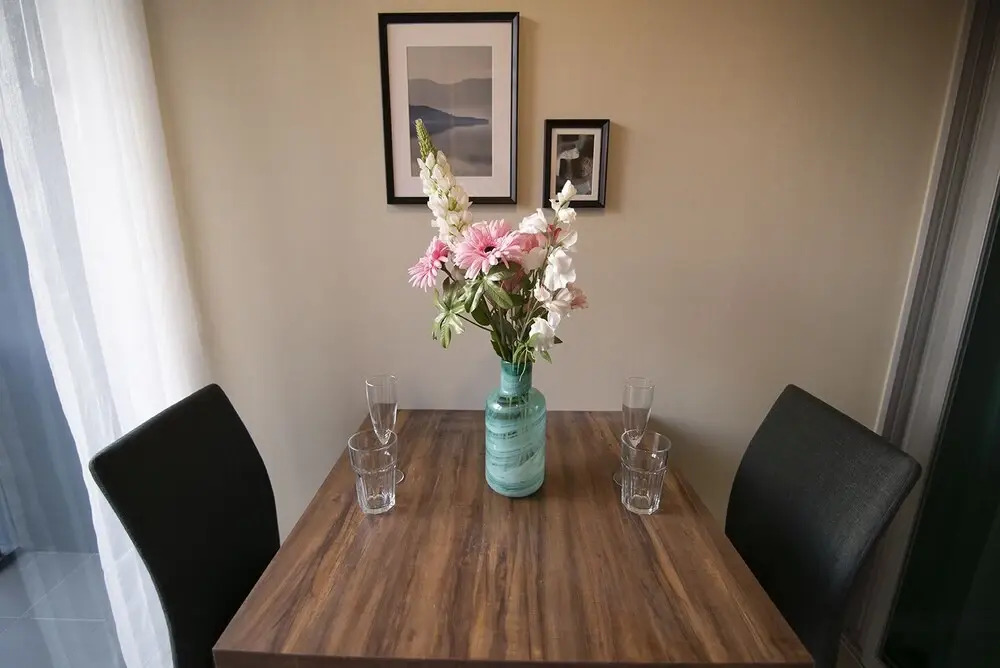 Near BK University Quiet Condo in Rama4 bkb140