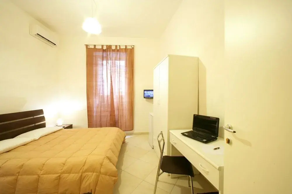 Flavica Home Holiday