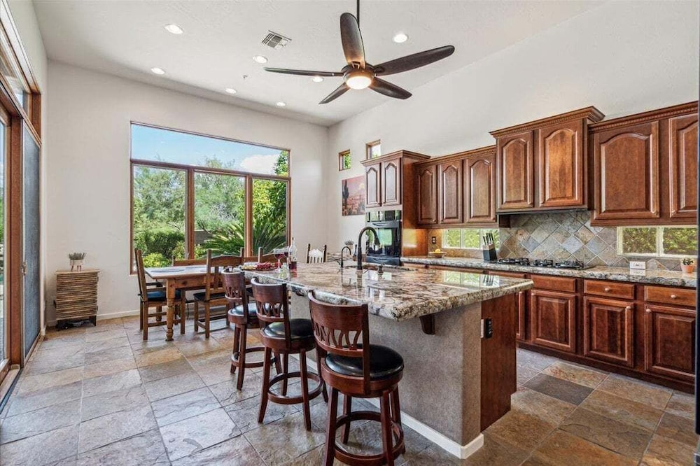 Scottsdale - 14586 E Wethersfield Rd