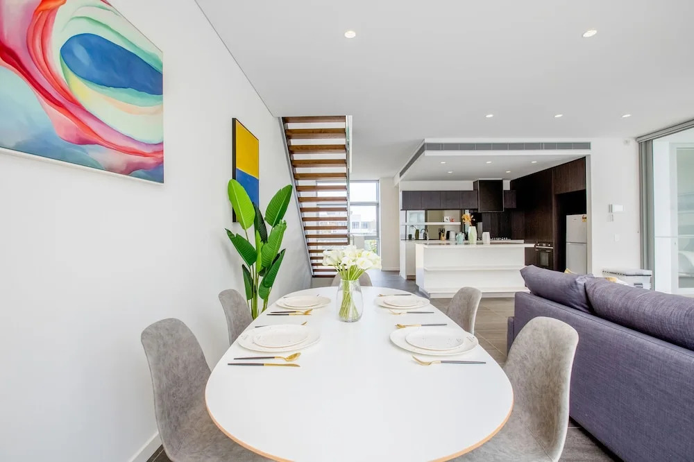 Melbourne South Wharf Hotel Apartment