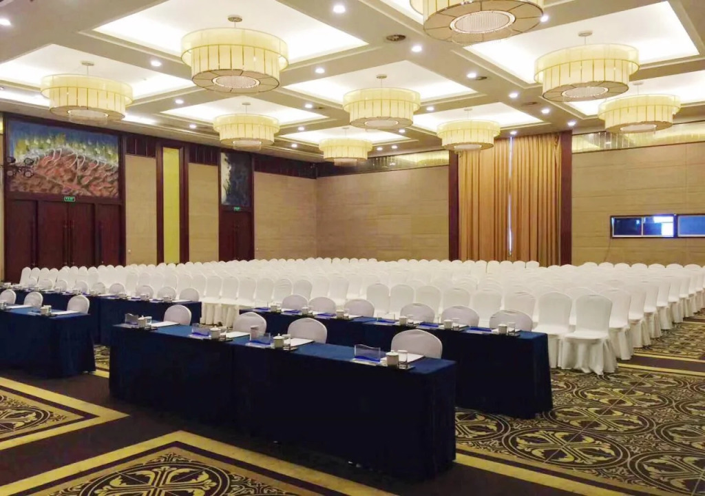 Qingdao Blue Horizon Hotel Licang