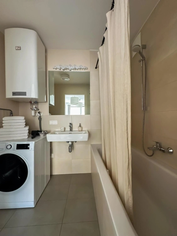 Vienna Sunny Side Up Apartments