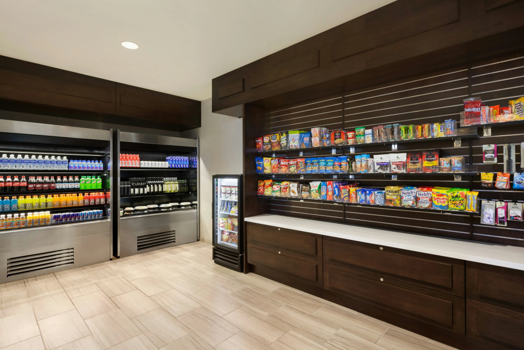 Embassy Suites by Hilton San Antonio Brooks Hotel & Spa
