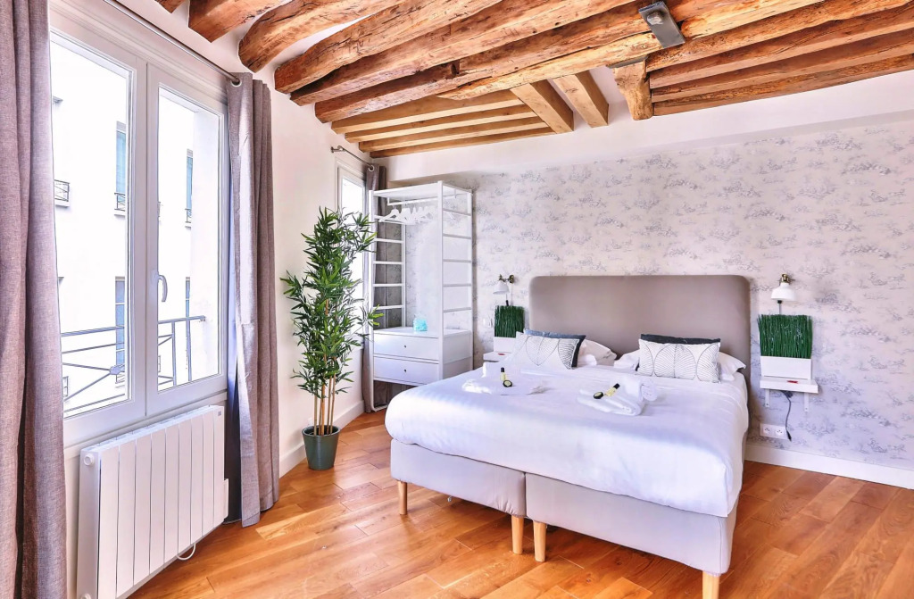 B 366 - Quartier Latin - Deluxe Appartement
