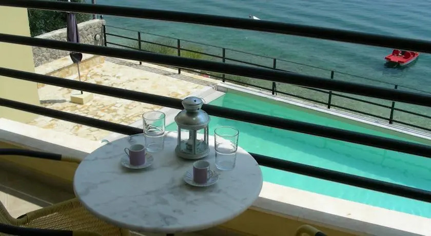 Martisea Apartments