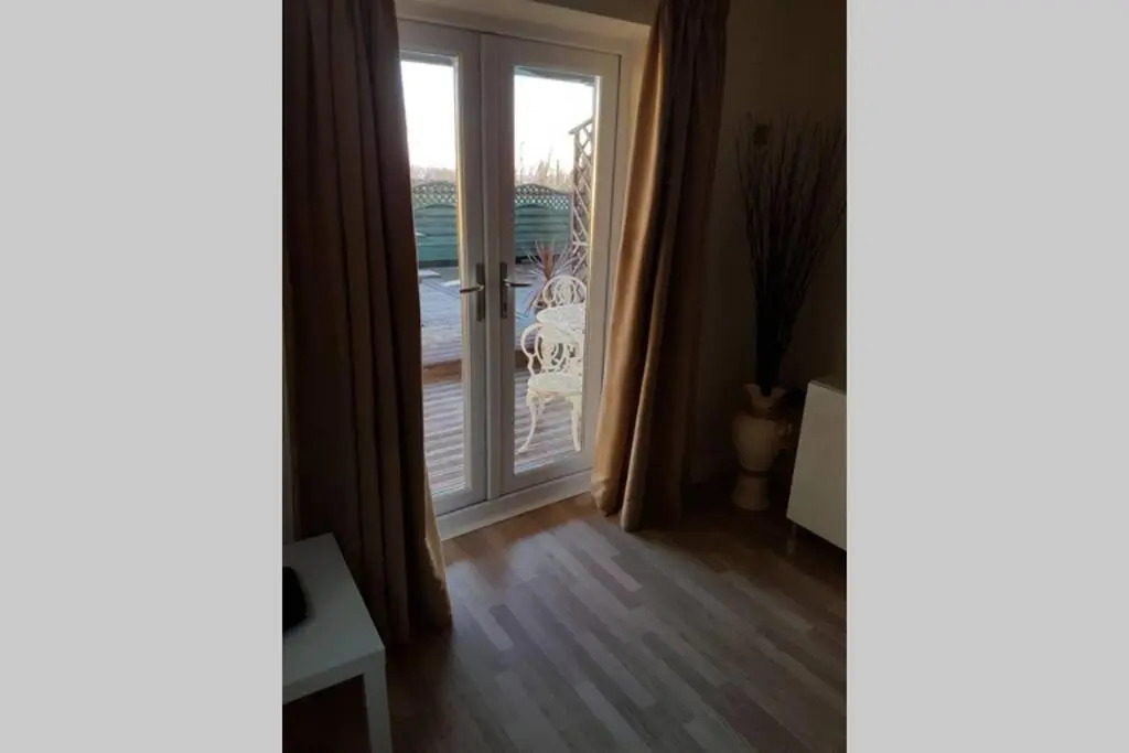 Sister's Apartment