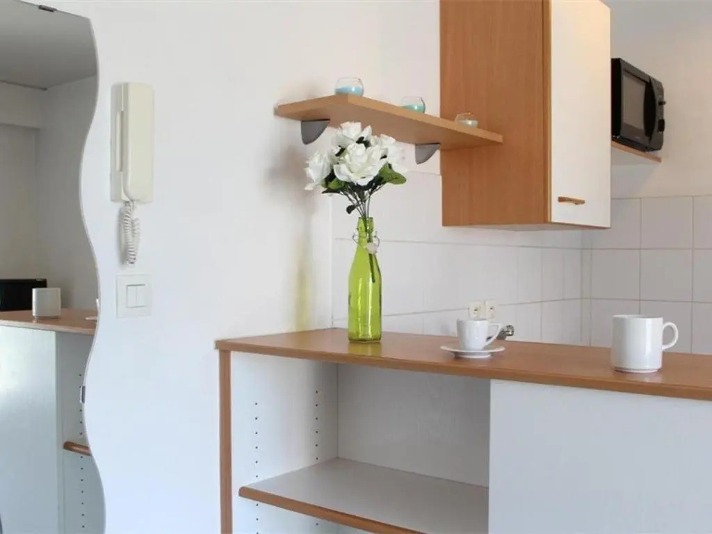 Appartement La Rochelle, 1 pièce, 4 personnes - FR-1-246-61