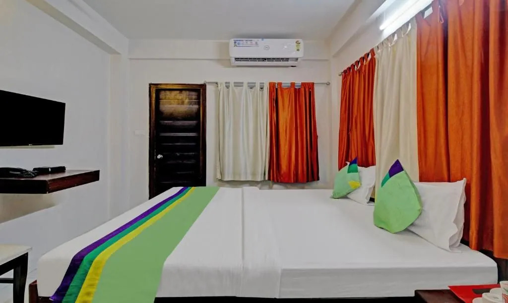 FabHotel Ashraya Inn