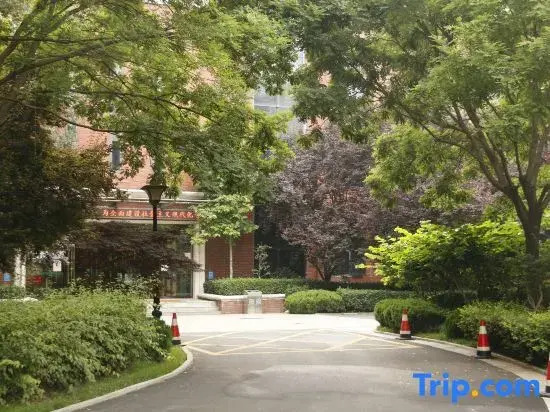 Jiaozhou Hotel