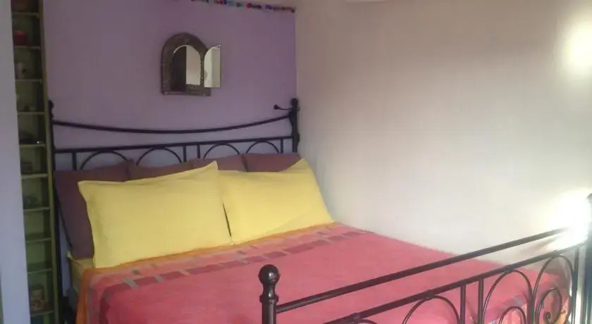 Mole'N Room