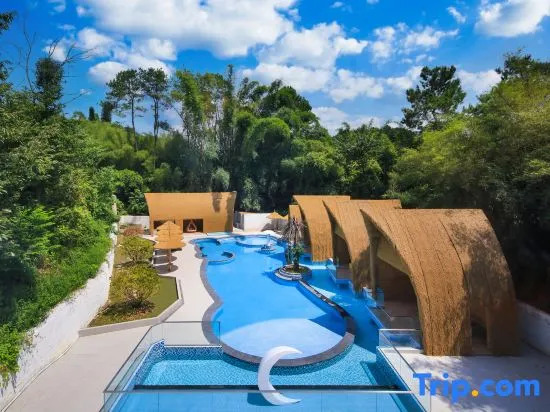 Bantian Yunshui Hotel (Yangshuo County Lijiang Branch)