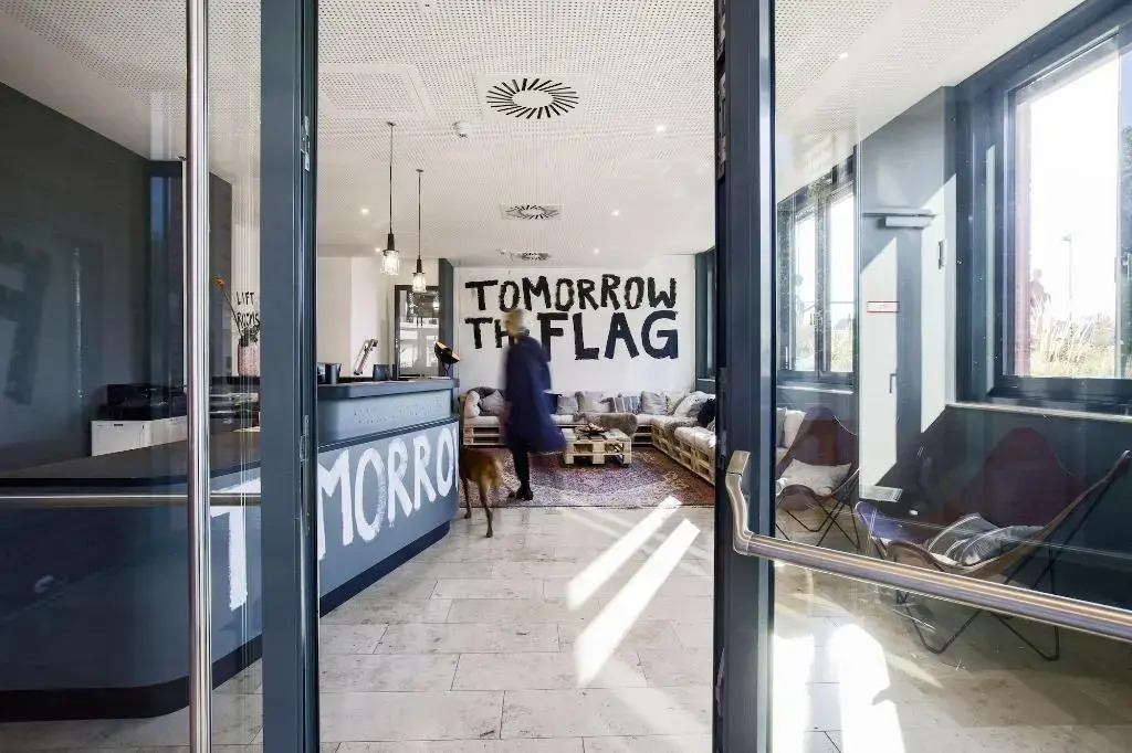 THE FLAG Oskar M