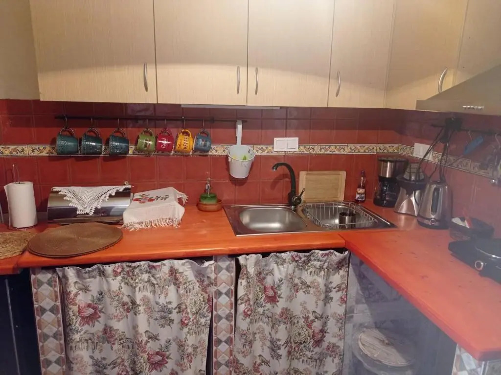 Cozy Apartment Alexandros near Aqueduct (Kamares)