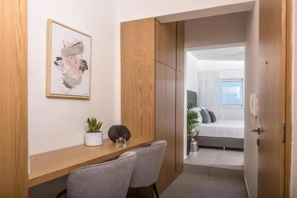 Loggia Suites by Good Life