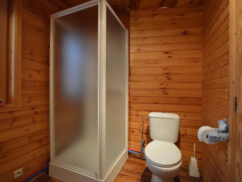 Chalet With Sauna, Fenced Garden and Beautiful Views near Dinant