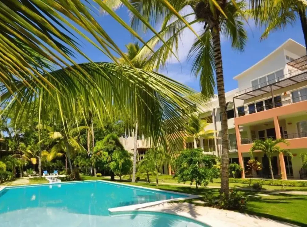 Beachfront Condo Airport transport incl