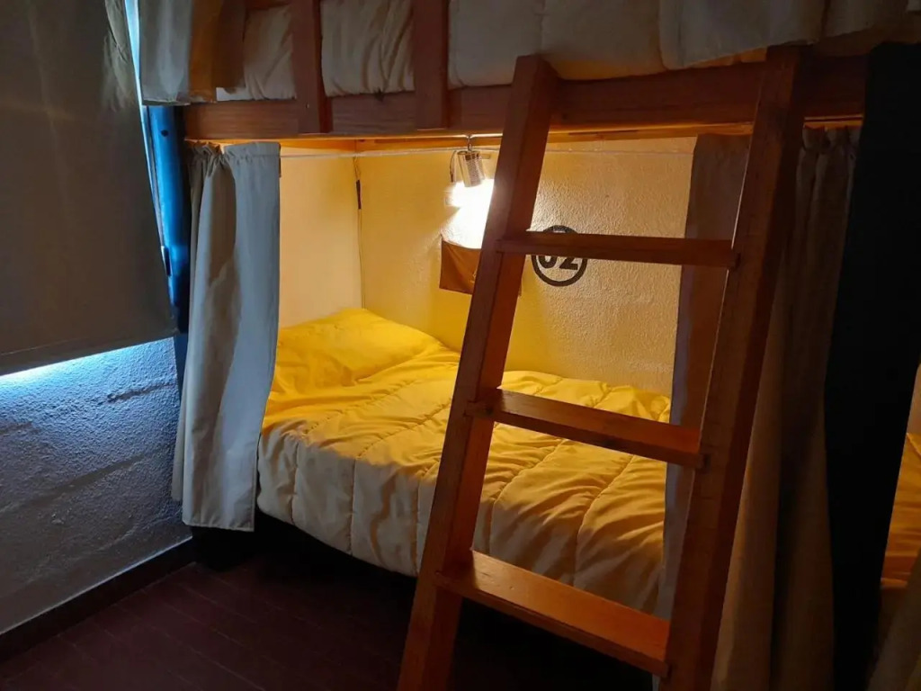 Hostel House 64Bigüa