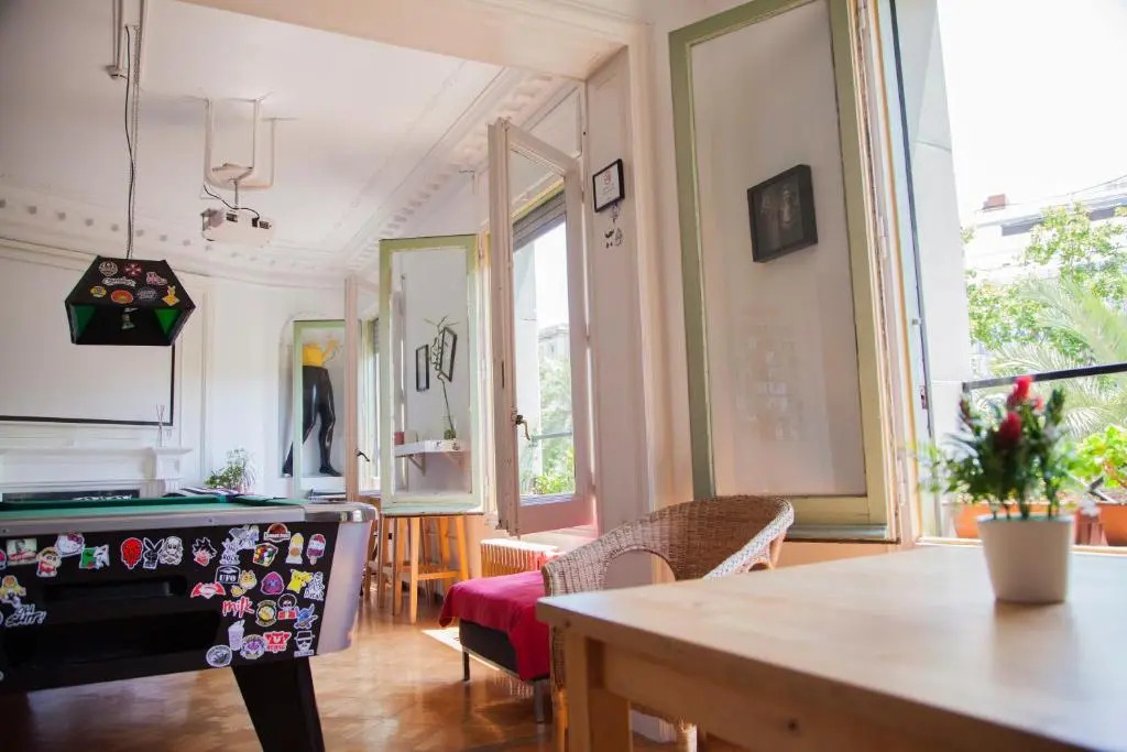 Wow Hostel Barcelona
