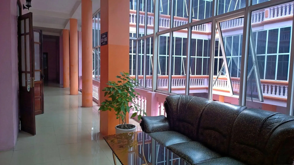 AIQ Hotel