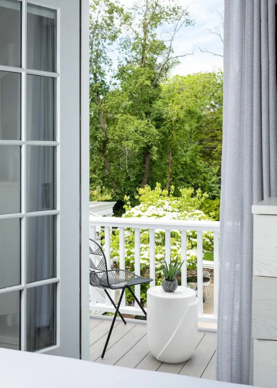 The Richard, The Edgartown Collection