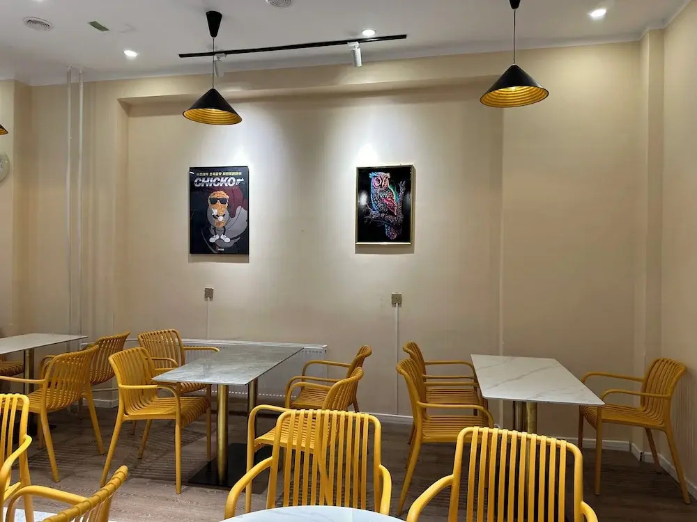 Eagle Town Service Apartment