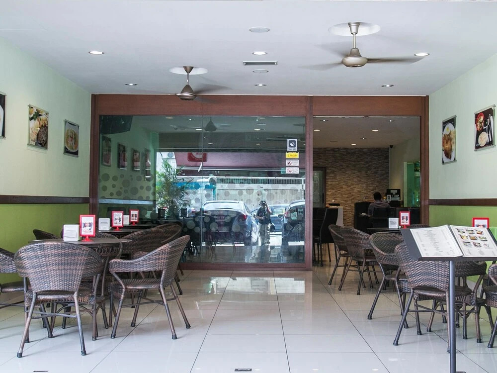 OYO 151 Twin Hotel