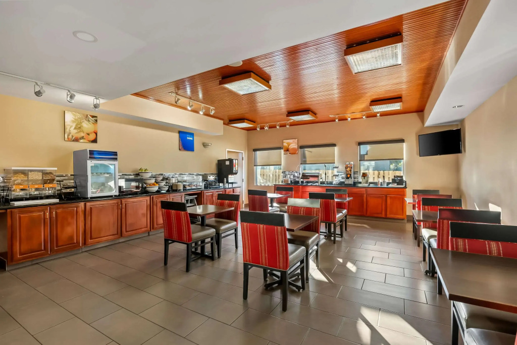 Comfort Inn & Suites Panama City North