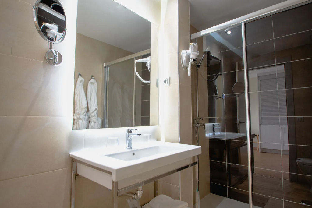HL Suites Nardos - Only Adults