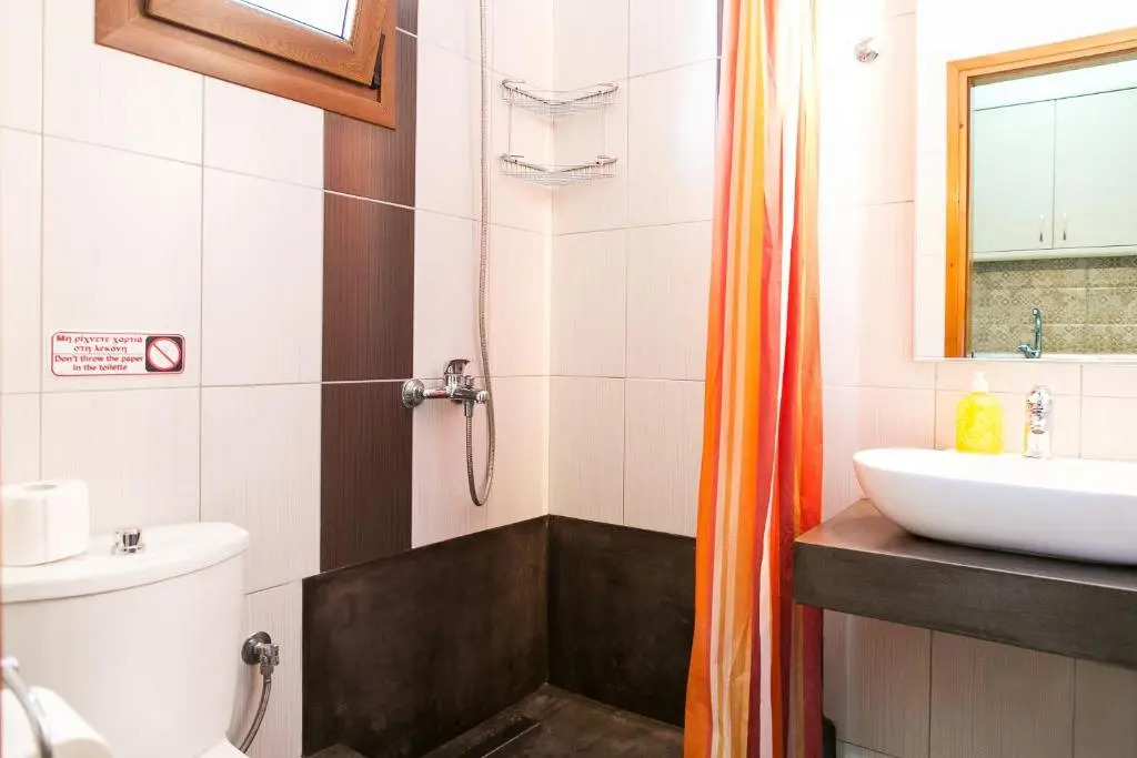Alexandros Hotel Apartments