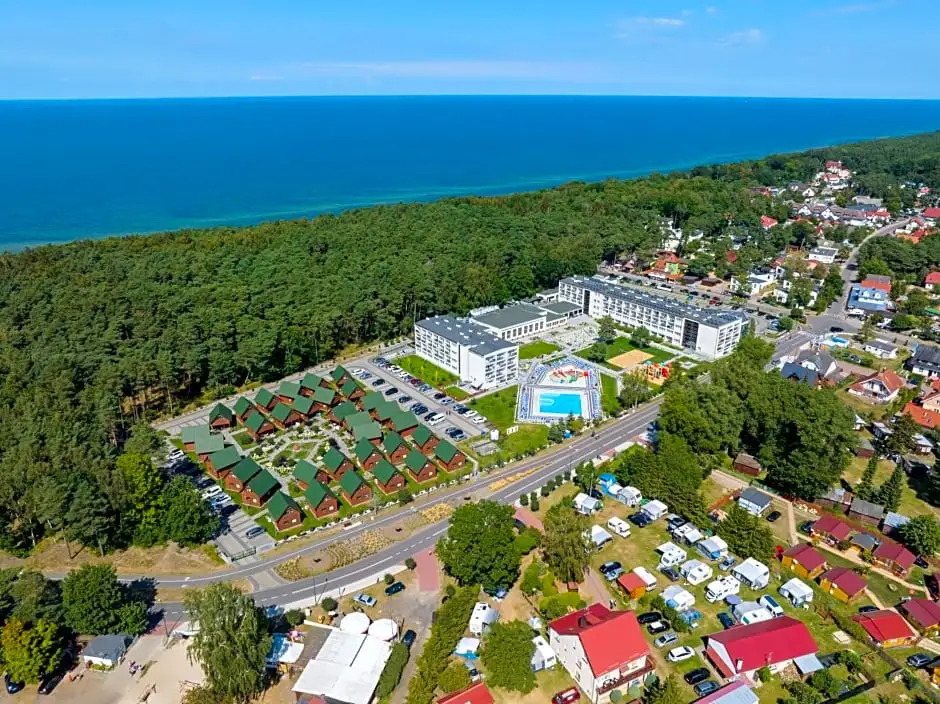 Zem-Tourist 250M OD MORZA, ODKRYTY BASEN, PLAC ZABAW, PARKING, WYŻYWIENIE