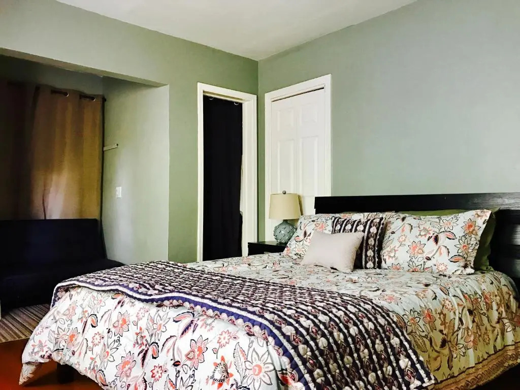 Mango Inn Bed and Breakfast