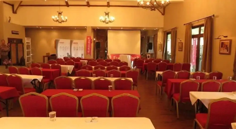 Riva's Club Hotel